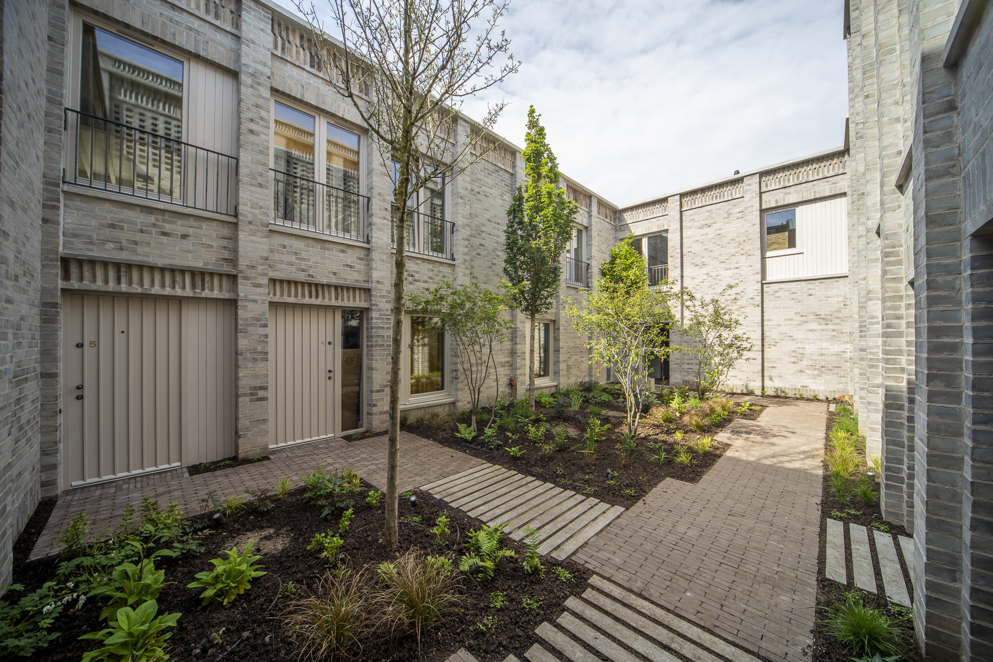 Crosland courtyard 5
